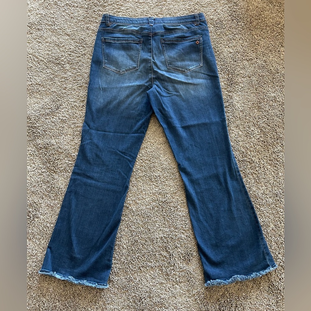 Democracy Flare Jeans, size 14